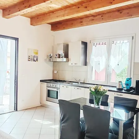 Le Dee Romagna アパート